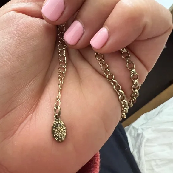 Long chain necklace with metal tassel and turquoise crystal - Picture 2 of 5